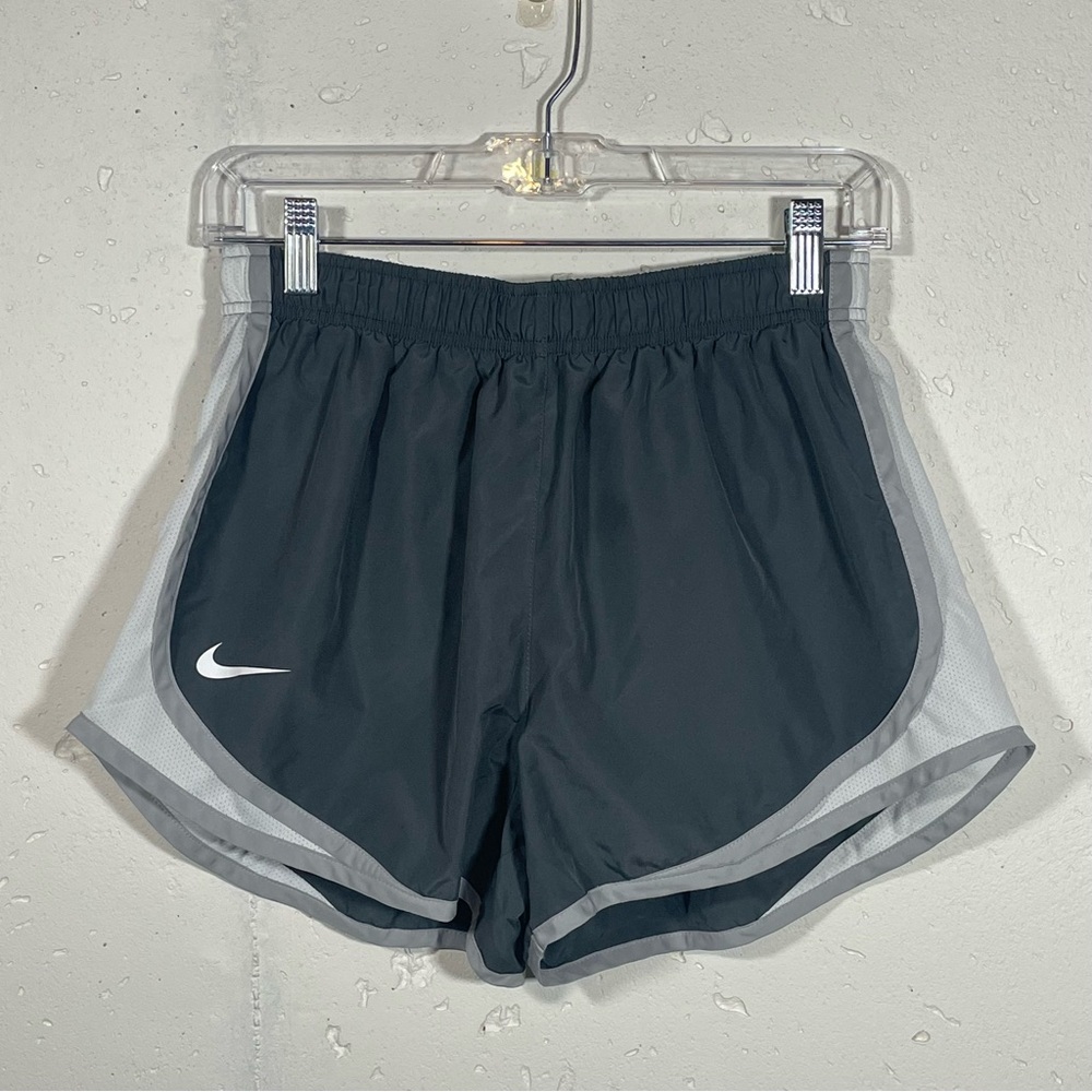 Nike women’s running shorts